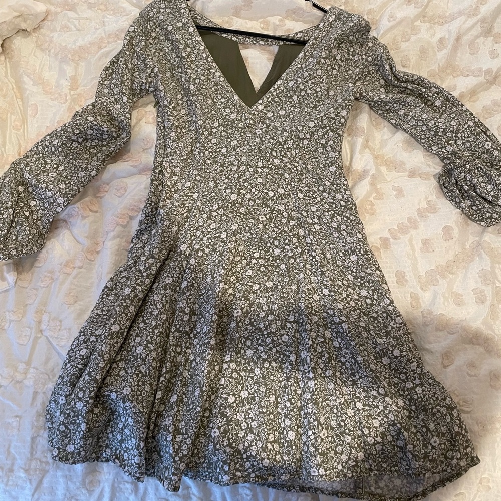 Hollister long sleeve dress
